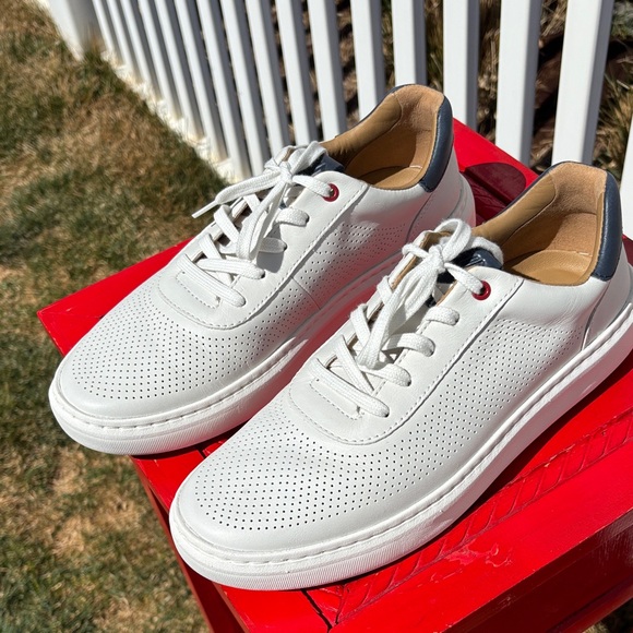 Johnston & Murphy Gorgeous White Dress Shoes Worn Inside for 30 Minutes